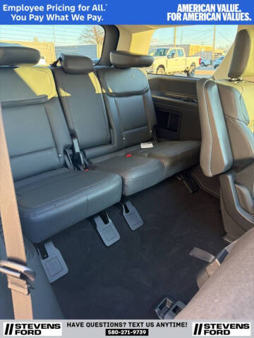 2026 Ford Expedition Active