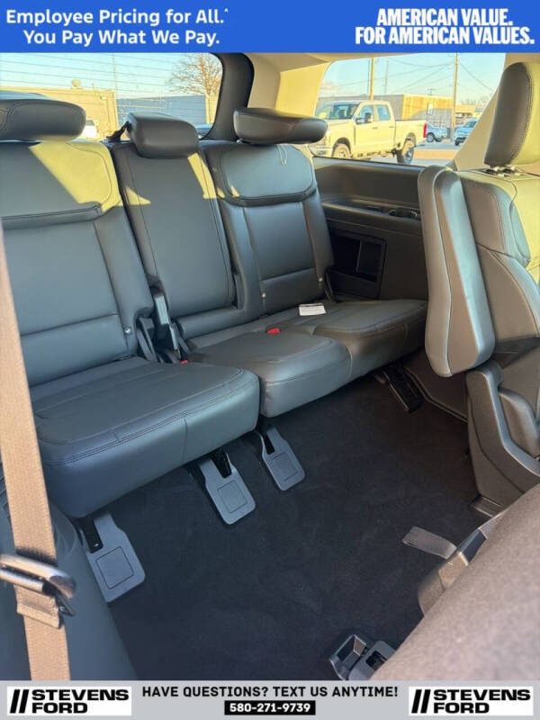 2026 Ford Expedition Active