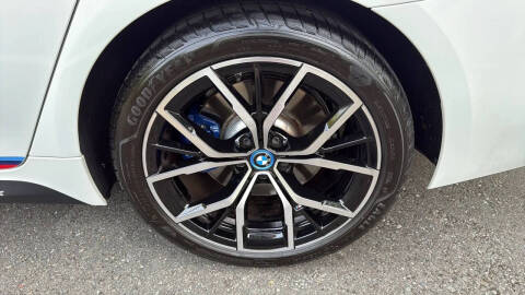 2022 BMW 5 Series 530e xDrive