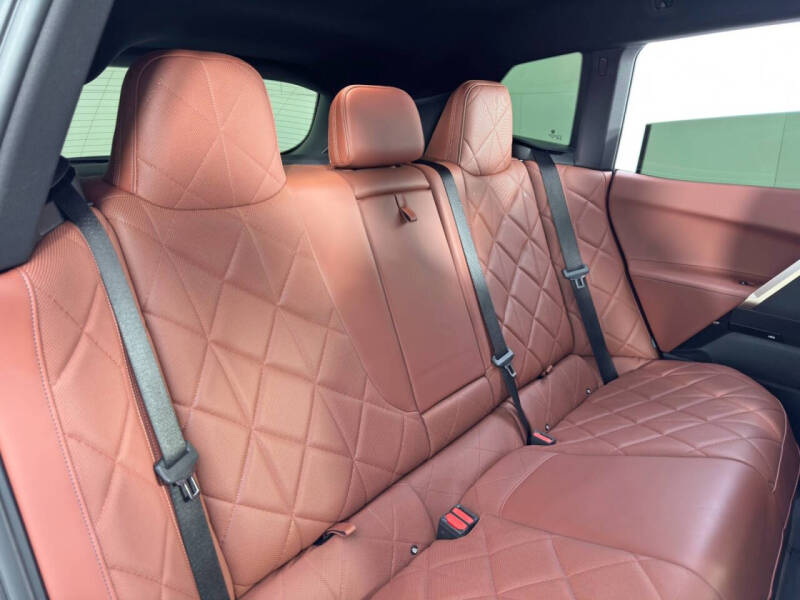 2024 BMW iX xDrive50