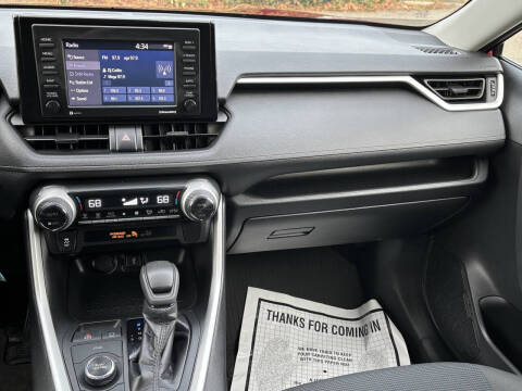 2021 Toyota RAV4 Hybrid LE