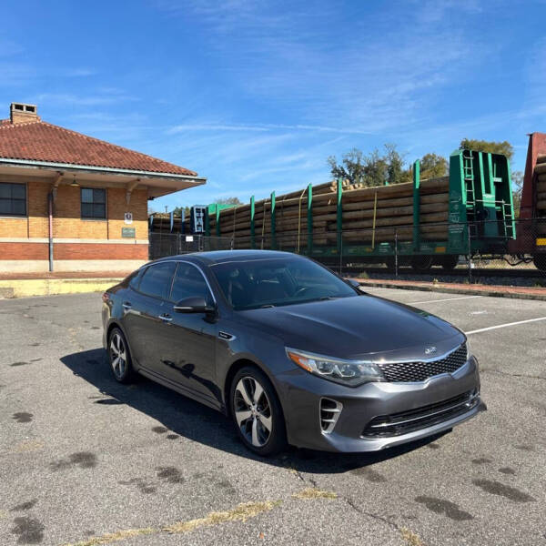 2017 Kia Optima SX's photo