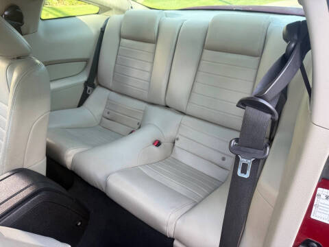 2010 Ford Mustang V6