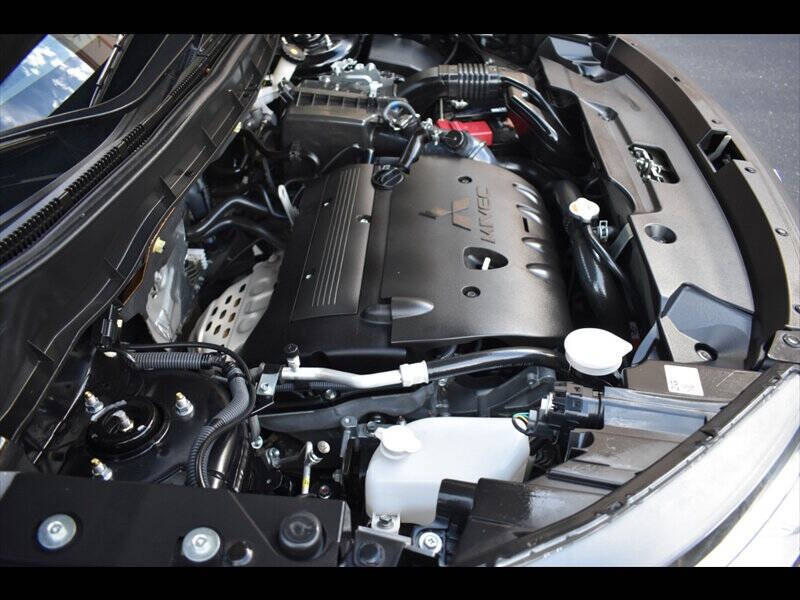 2022 Mitsubishi Outlander Sport LE