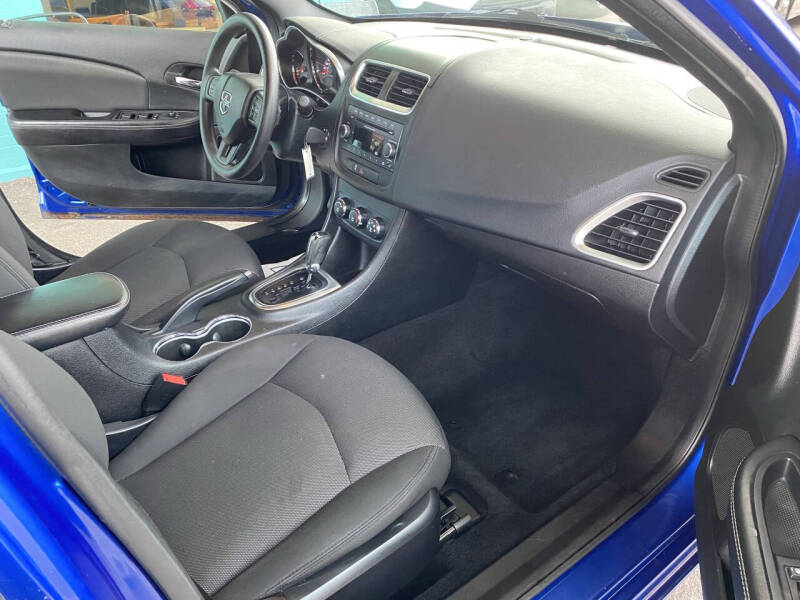 2014 Dodge Avenger SE