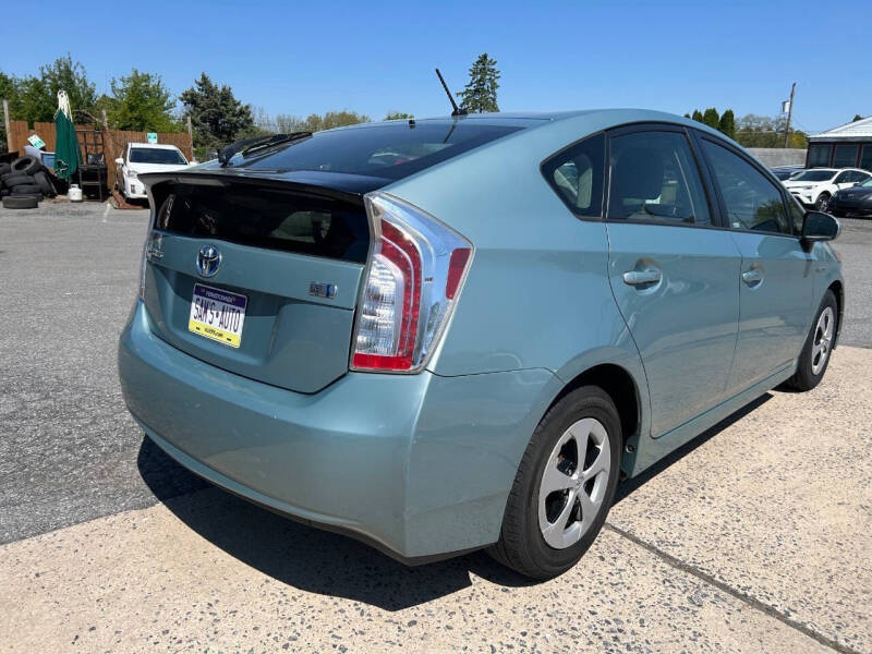 2014 Toyota Prius Two