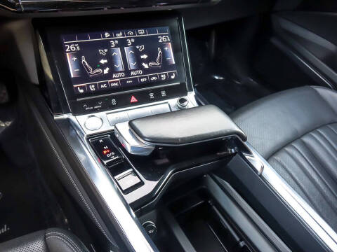 2019 Audi e-tron quattro Premium Plus