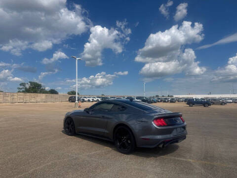 2022 Ford Mustang EcoBoost