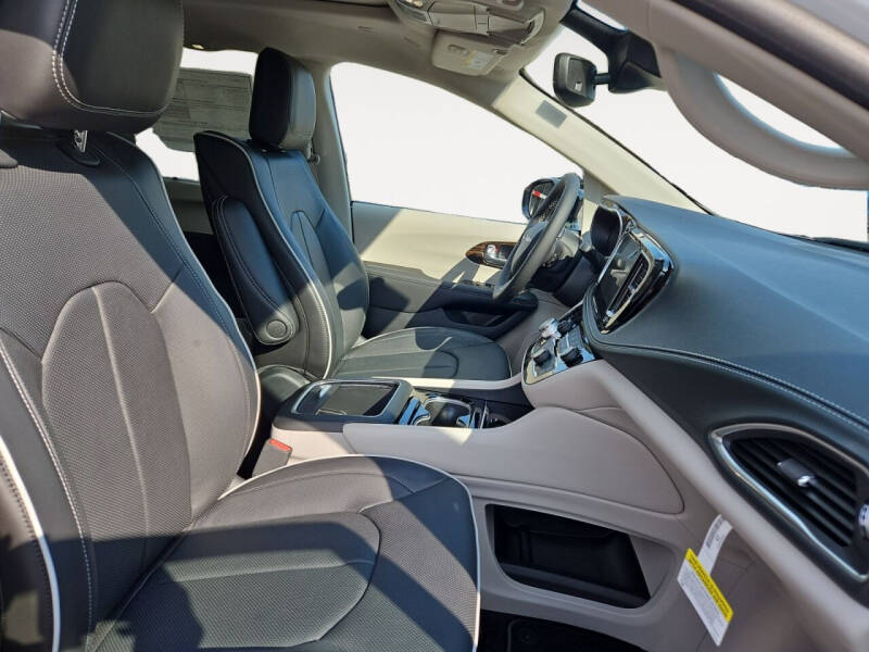 2024 Chrysler Pacifica Limited