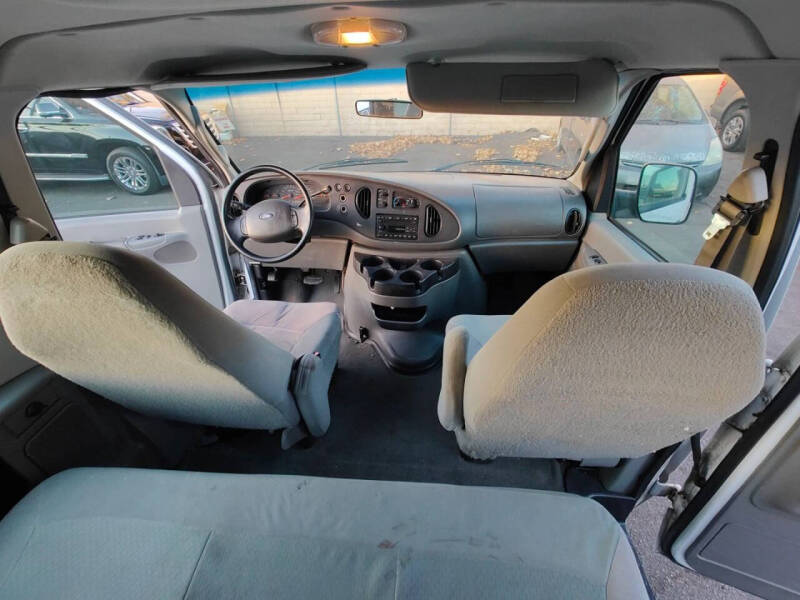 2007 Ford E-Series E-350 SD XLT