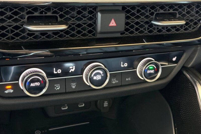 2025 Acura ADX