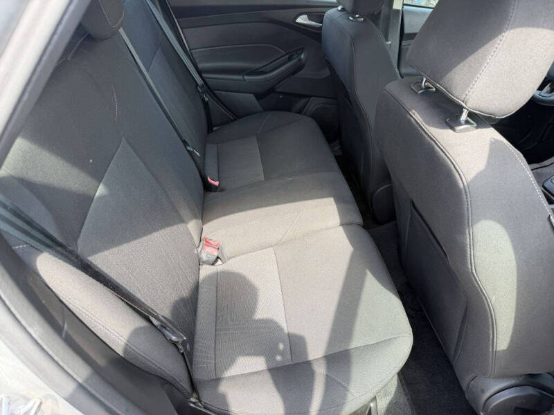 2017 Ford Focus SE