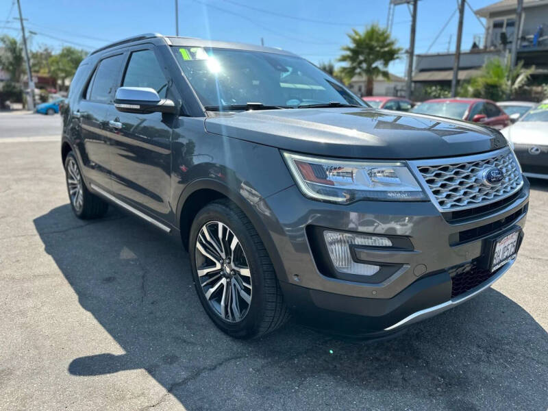 2017 Ford Explorer Platinum