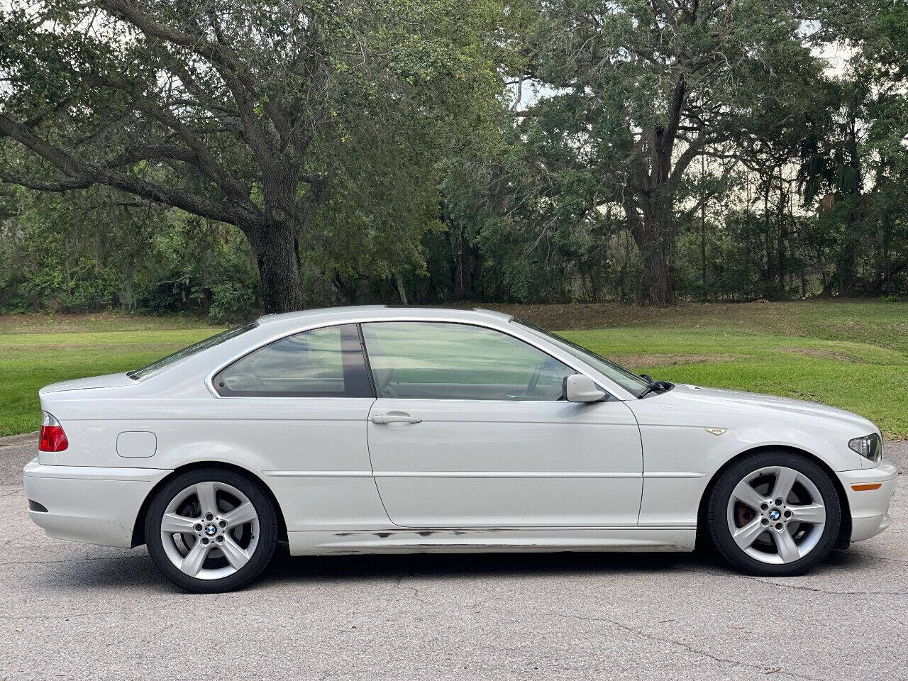 2006 BMW 3 Series for sale at ROADHOUSE AUTO SALES INC. in Tampa, FL