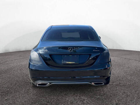 2016 Mercedes-Benz C-Class