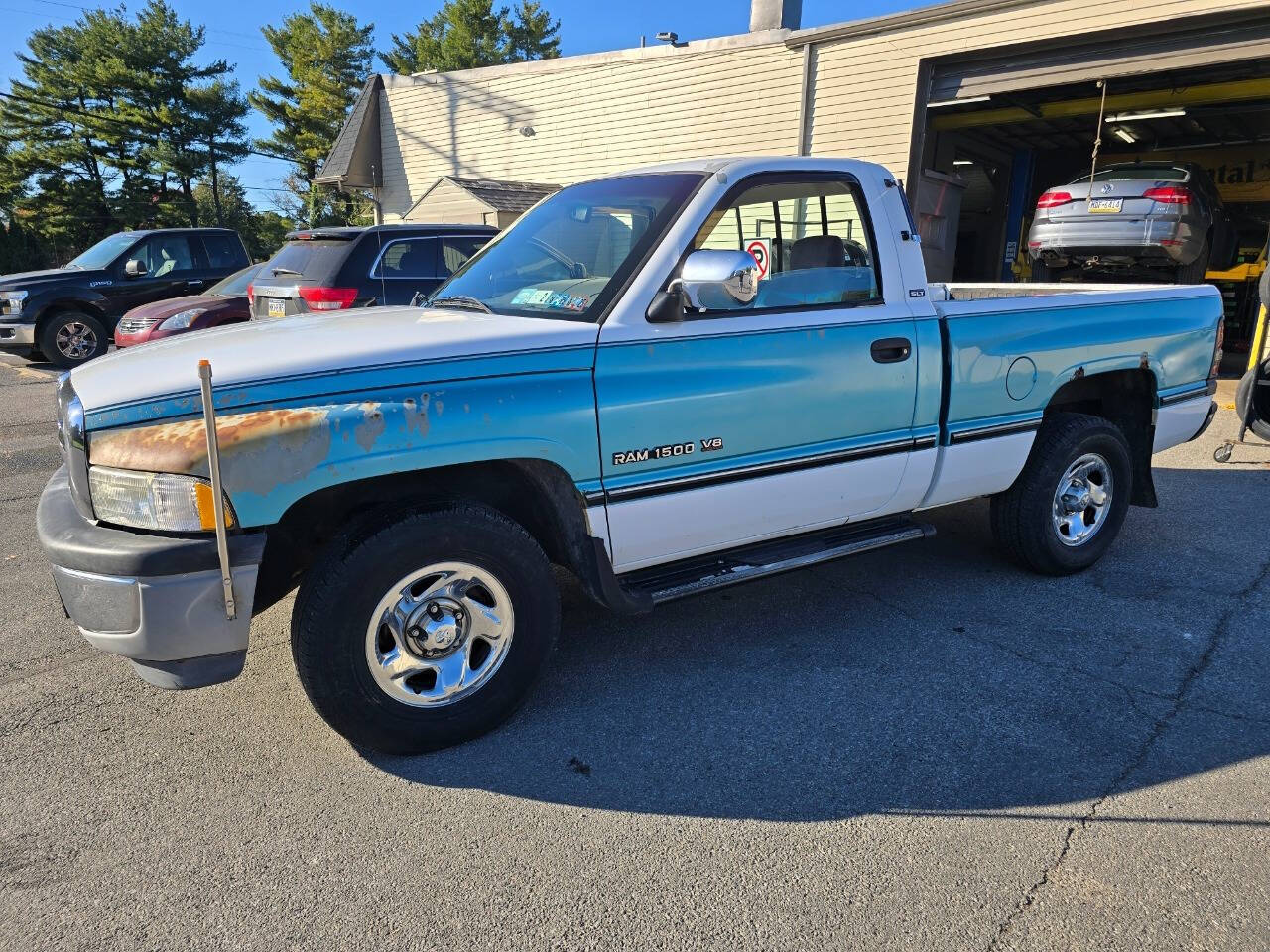 1996 Dodge Ram 1500 for sale at QUEENSGATE AUTO SALES in York, PA