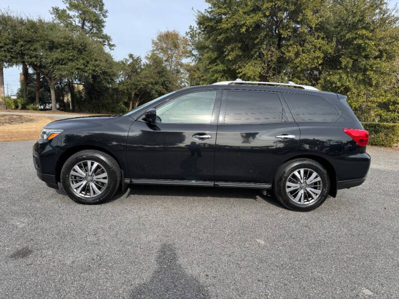 2018 Nissan Pathfinder SL
