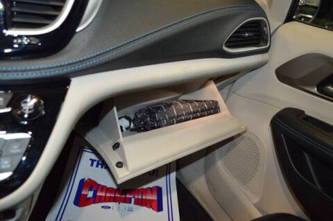 2021 Chrysler Pacifica Touring L