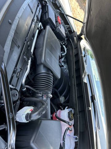 2025 Chevrolet Tahoe RST