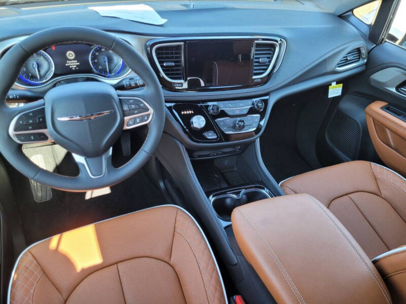 2026 Chrysler Pacifica Pinnacle