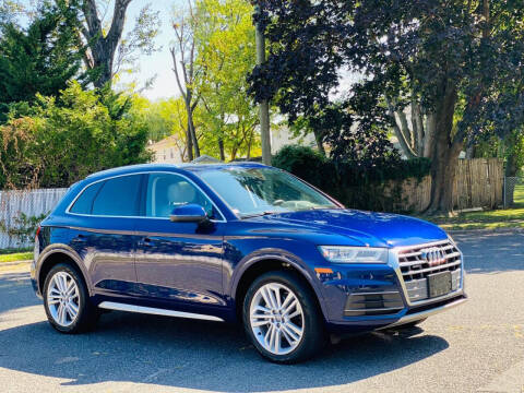2018 Audi Q5 2.0T quattro Premium Plus