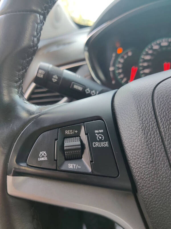 2021 Chevrolet Trax LT