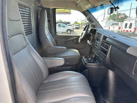 2020 Chevrolet Express 2500