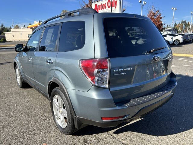 2010 Subaru Forester X Premium Package photo 7