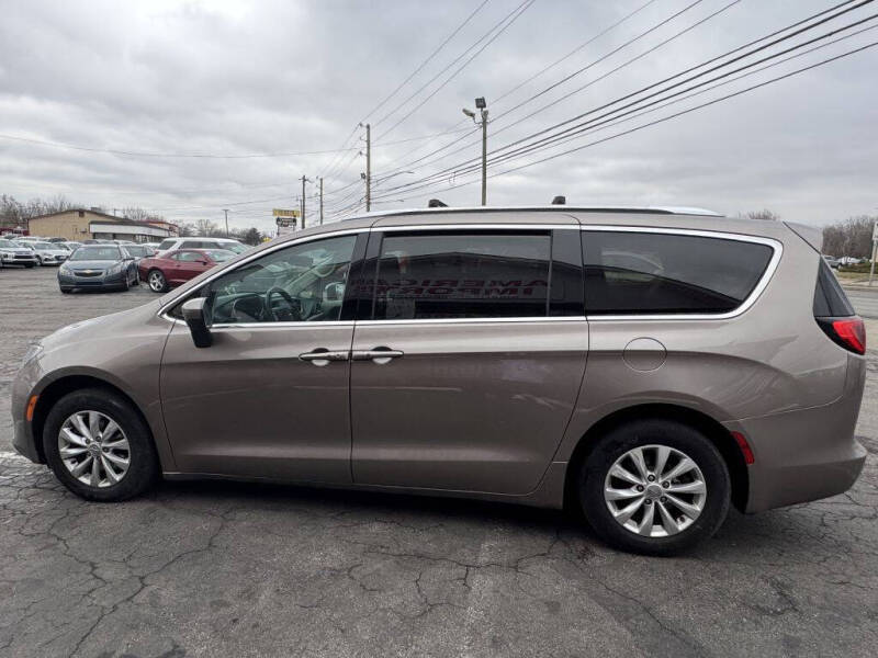 2017 Chrysler Pacifica Touring