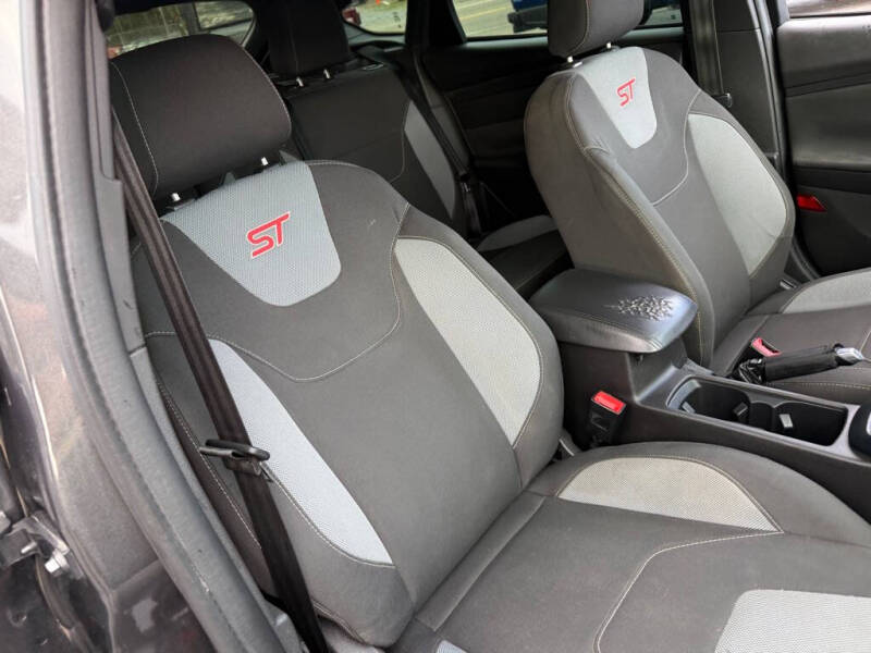 2017 Ford Focus ST