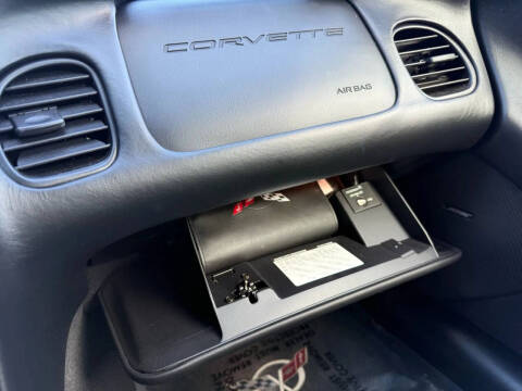 2003 Chevrolet Corvette