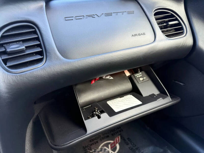 2003 Chevrolet Corvette