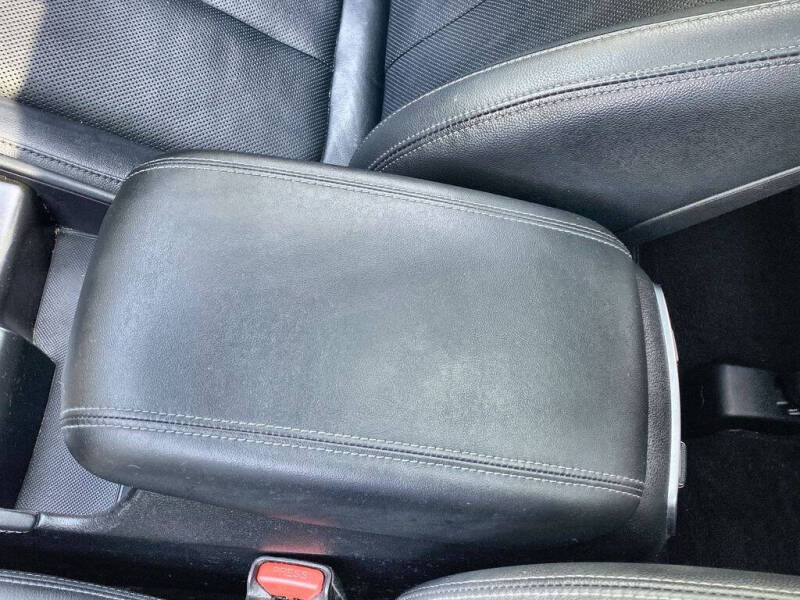 2020 Hyundai Santa Fe Limited 2.0T