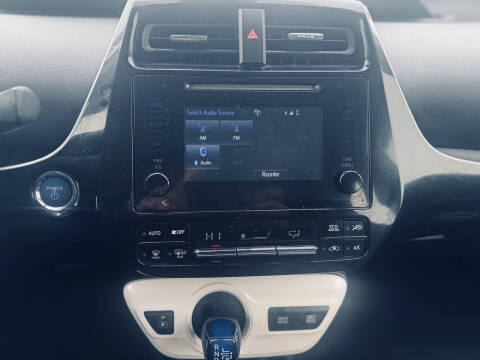 2017 Toyota Prius Two