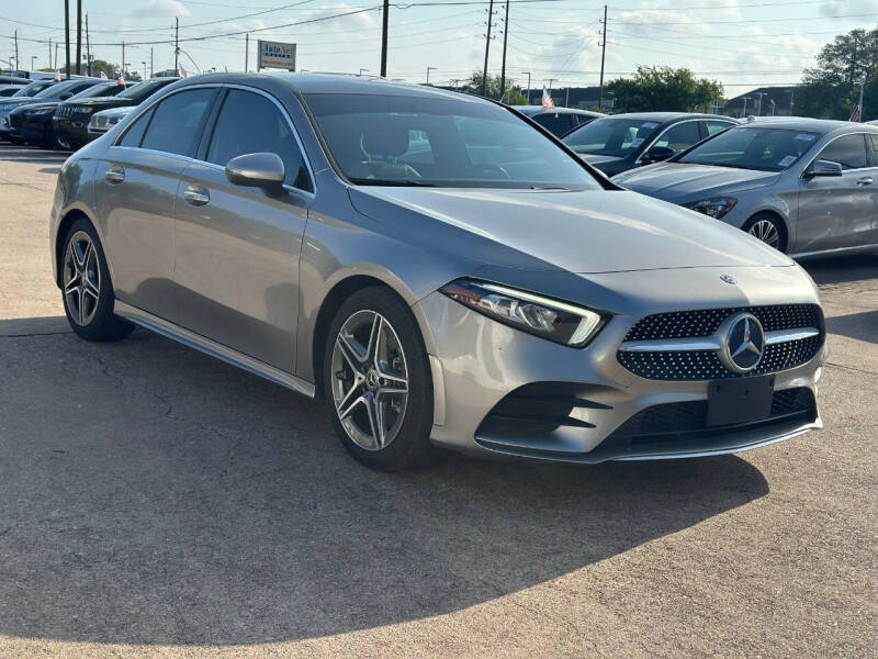 2019 Mercedes-Benz A-Class A 220