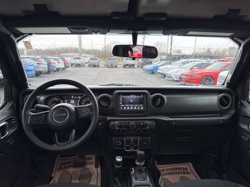 2023 Jeep Gladiator Willys