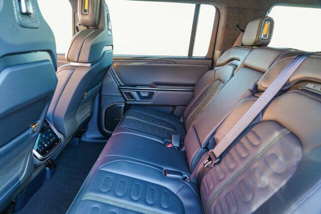 2022 Rivian R1S Launch Edition