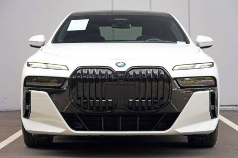 2023 BMW 7 Series 740i