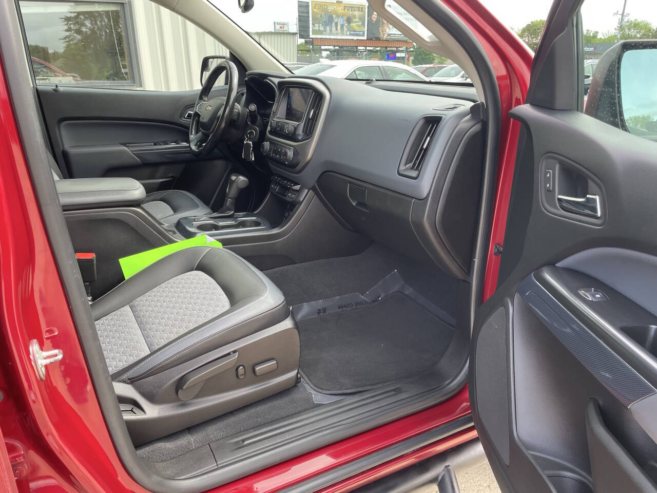 2019 Chevrolet Colorado Z71 photo 11