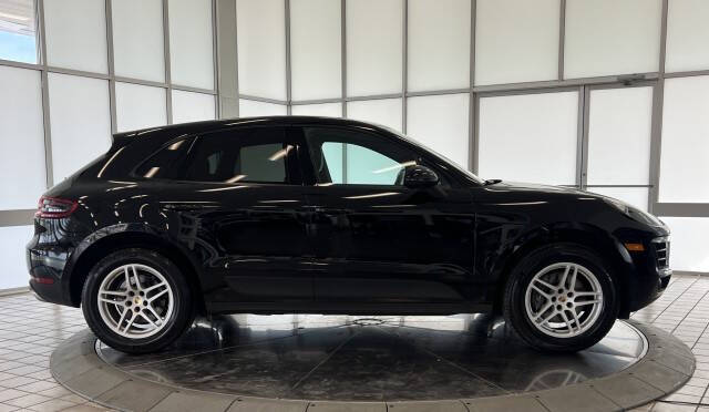 2017 Porsche Macan
