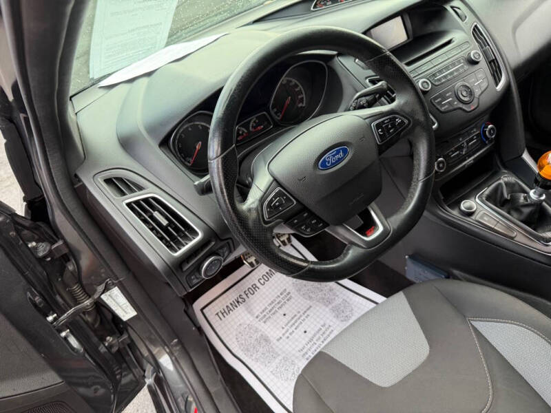 2017 Ford Focus ST