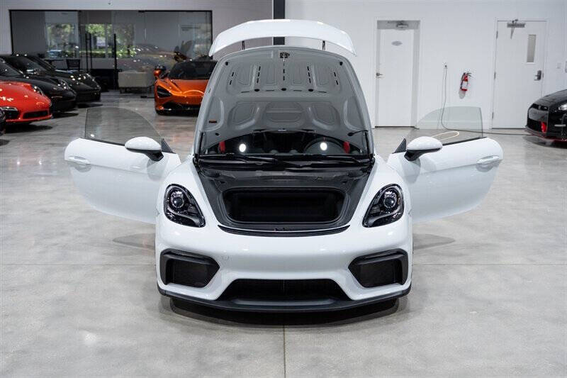 2021 Porsche 718 Cayman GT4