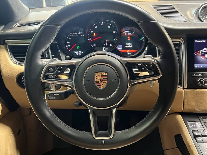 2018 Porsche Macan