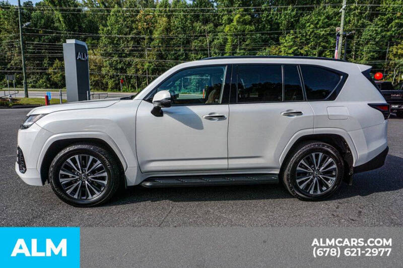 2023 Lexus LX 600 Premium