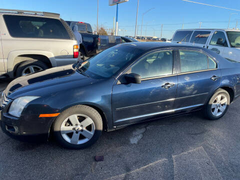 2009 Ford Fusion for sale at BUZZZ MOTORS in Moore OK