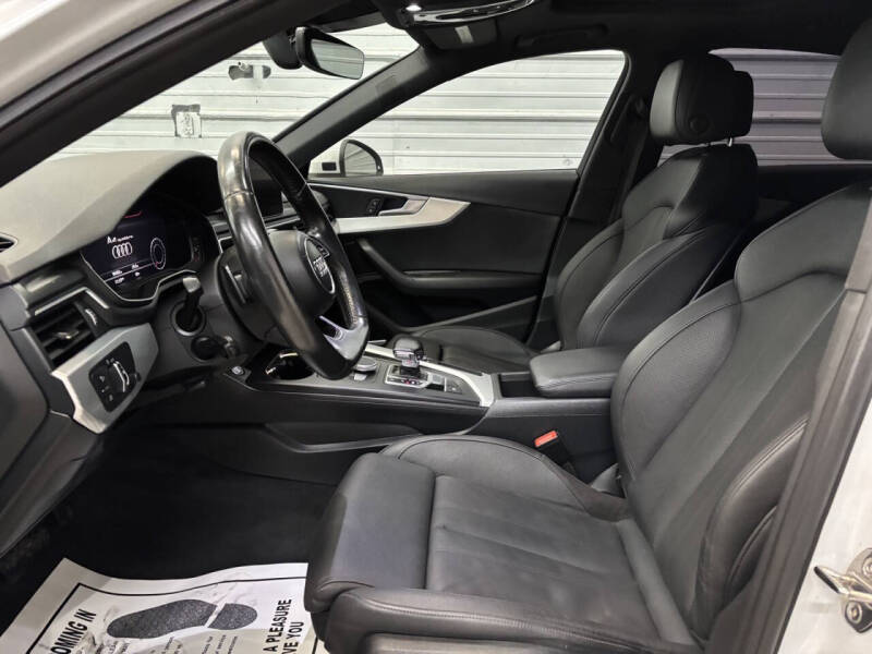 2017 Audi A4 2.0T quattro Premium Plus