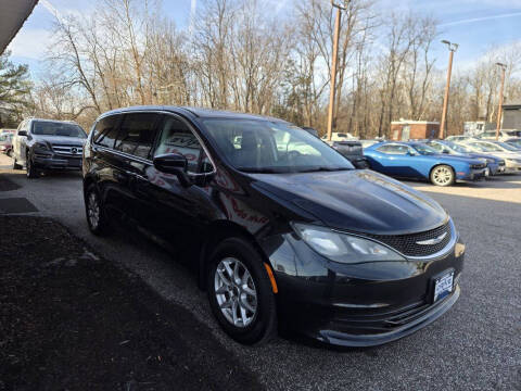 2017 Chrysler Pacifica LX