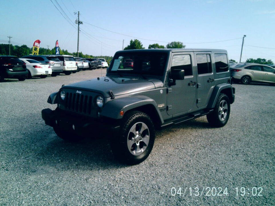 2015 Jeep Wrangler Unlimited Sahara's photo