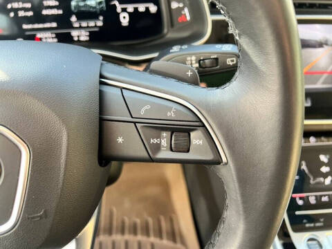 2023 Audi Q8 quattro Prestige 55 TFSI