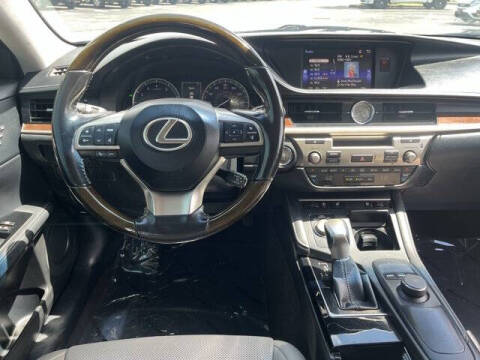 2016 Lexus ES 350